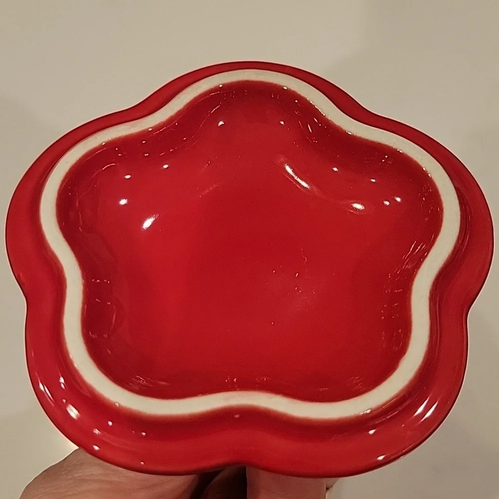 Le Creuset Cerise Red Retired Flower Cocotte
